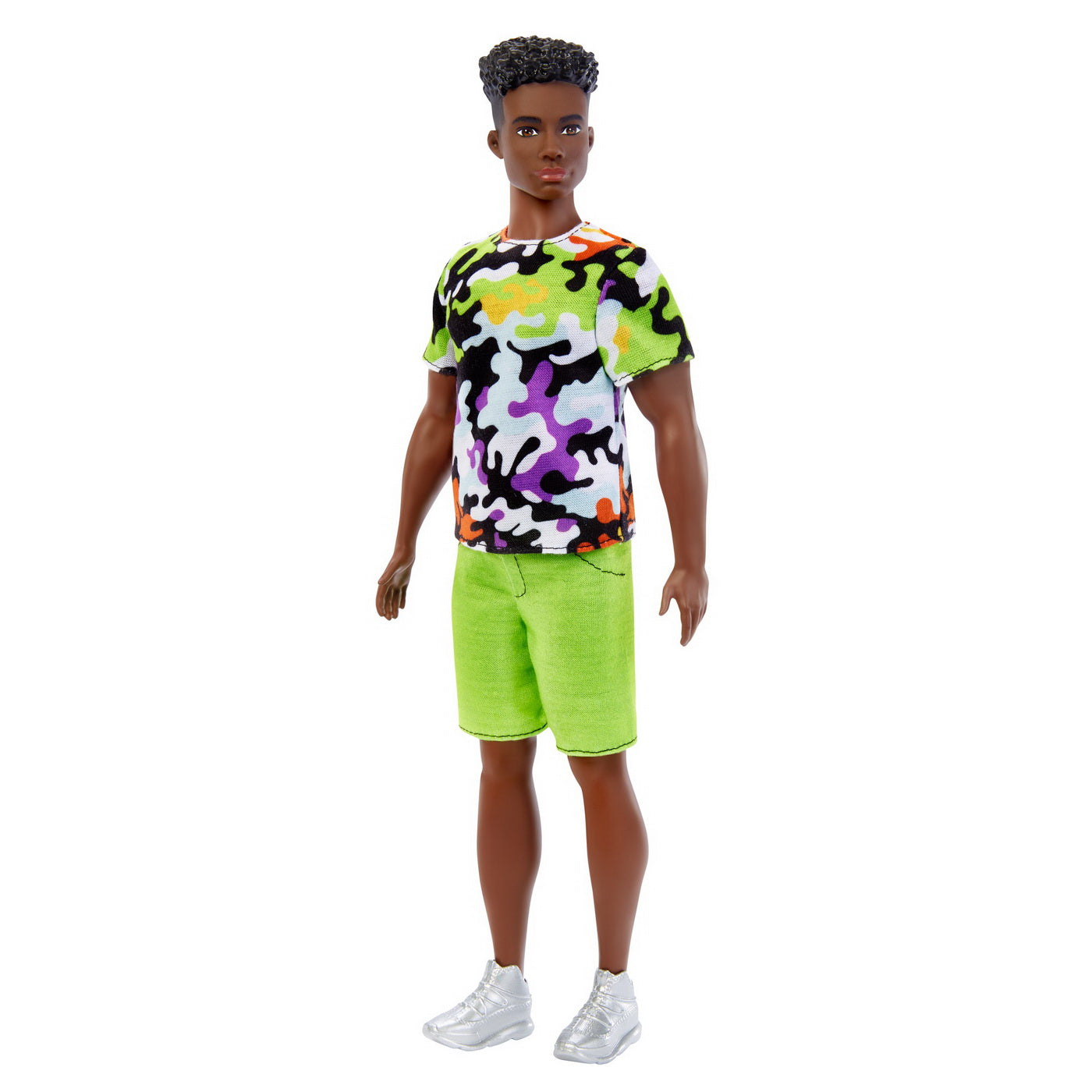 PAPUSA BAIAT FASHIONISTAS CU CAMASA SI PAPION Mattel - Tinuta verde (1) [ps:c525f575-78a1-489c-823e-2331ec9d2610]