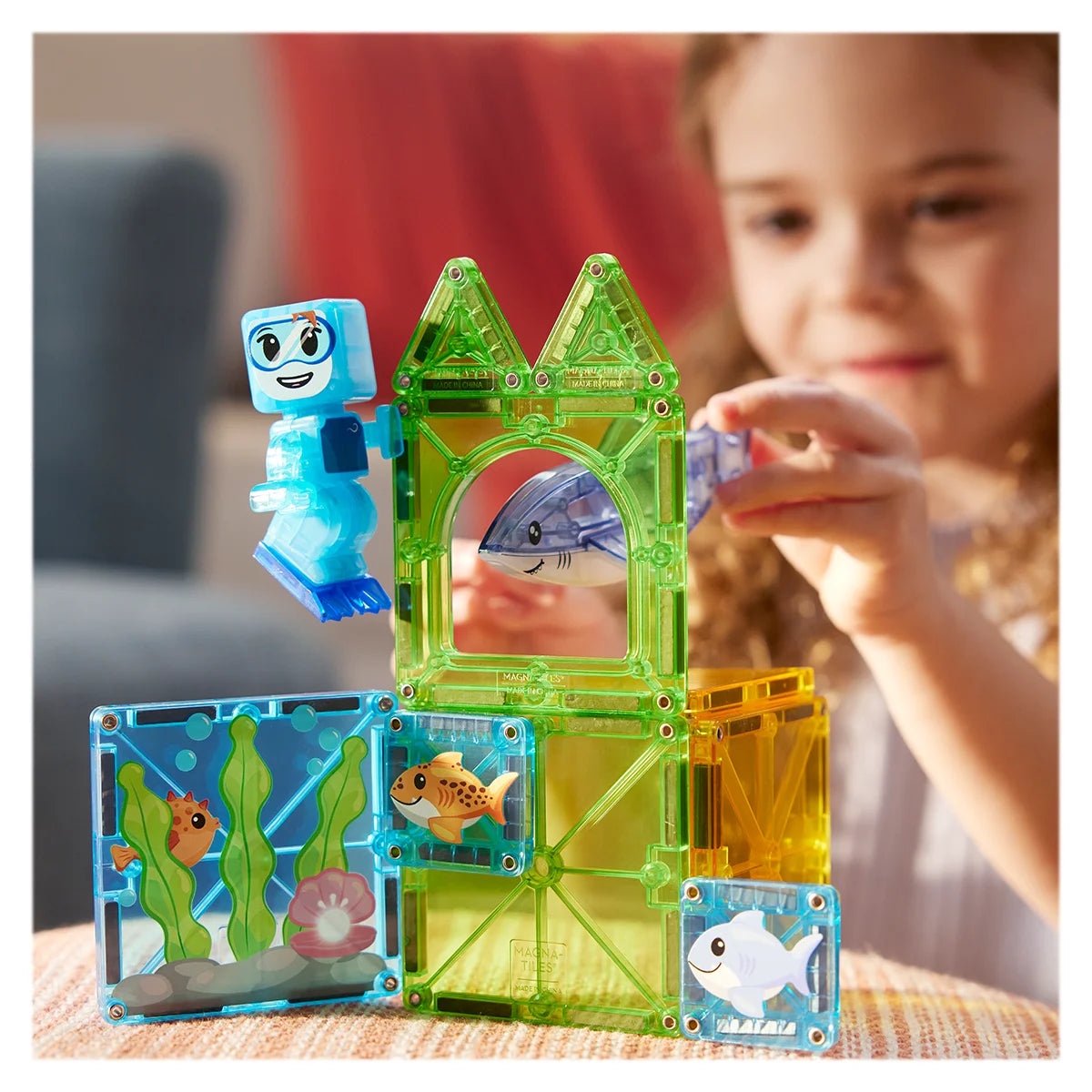 MAGNA-TILES Shark Dive - Set Magnetic de Construcții - Default Title (1) [ps:44fffef8-dc6f-4e9b-9fb5-39323581c0dd]