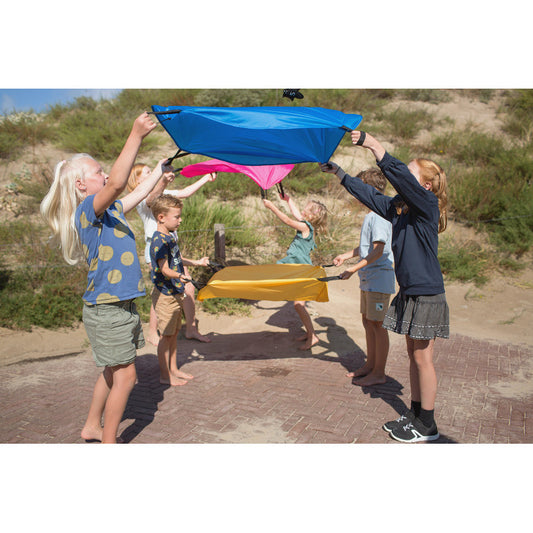 Prinde veveritele, joc de coordonare, BS Toys - Imagine 1 [ps:ef9e74cd-d41b-4261-9322-26fbaed992ae]