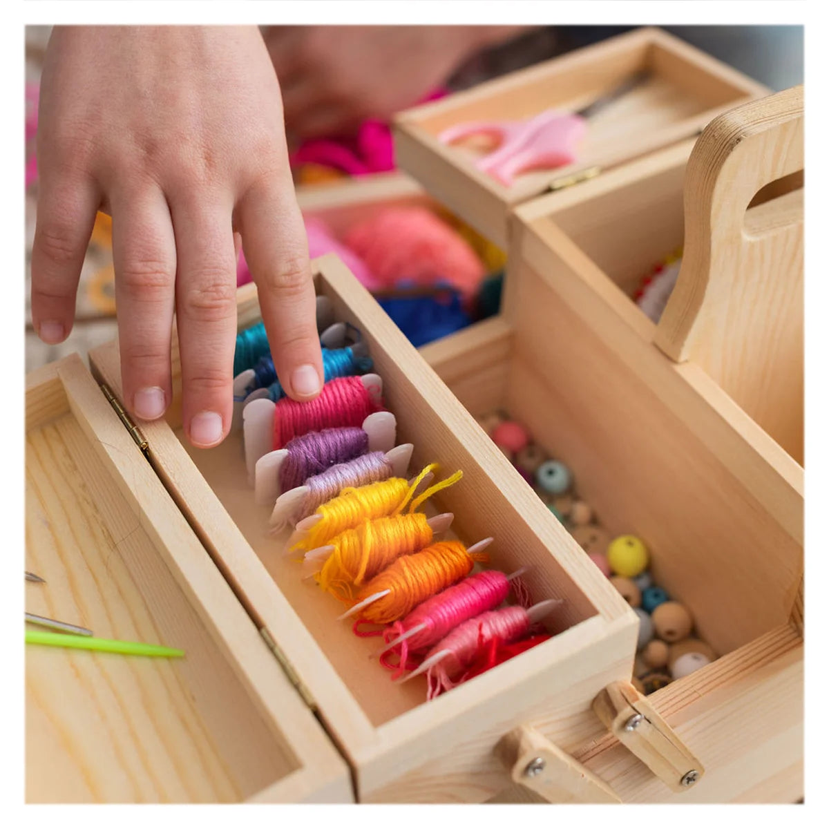 Activity Box Sycomore - Set Cusut, Tricotat și Croșetat - Default Title (1) [ps:532c38f8-93ff-4302-809b-489477d93add]