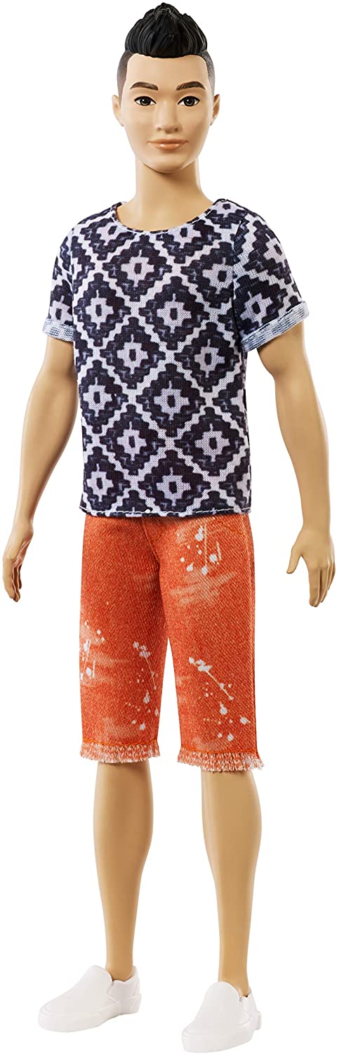 PAPUSA BAIAT FASHIONISTAS CU CAMASA SI PAPION Mattel - Tricou alb negru mozaic (1) [ps:0959599c-82ab-40f9-bc9d-193769dabc18]