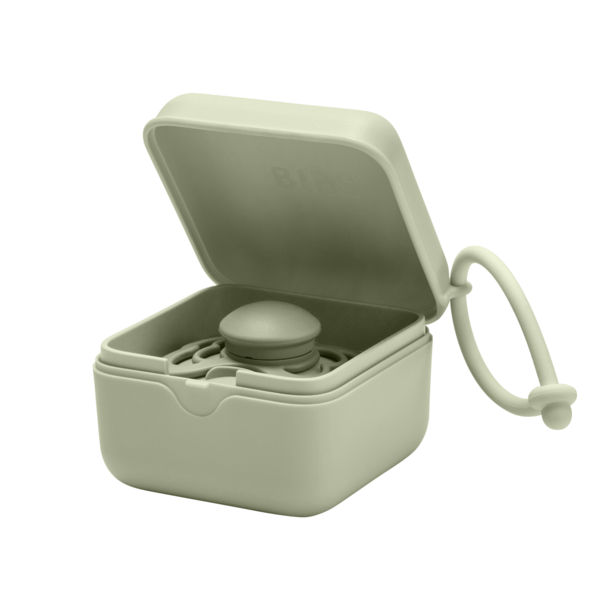Cutie Depozitare Suzete BIBS, Ivory - Accesoriu Igienic - Sage (1) [ps:c804a590-0ad0-4e0f-ab05-0353aa1b27be]