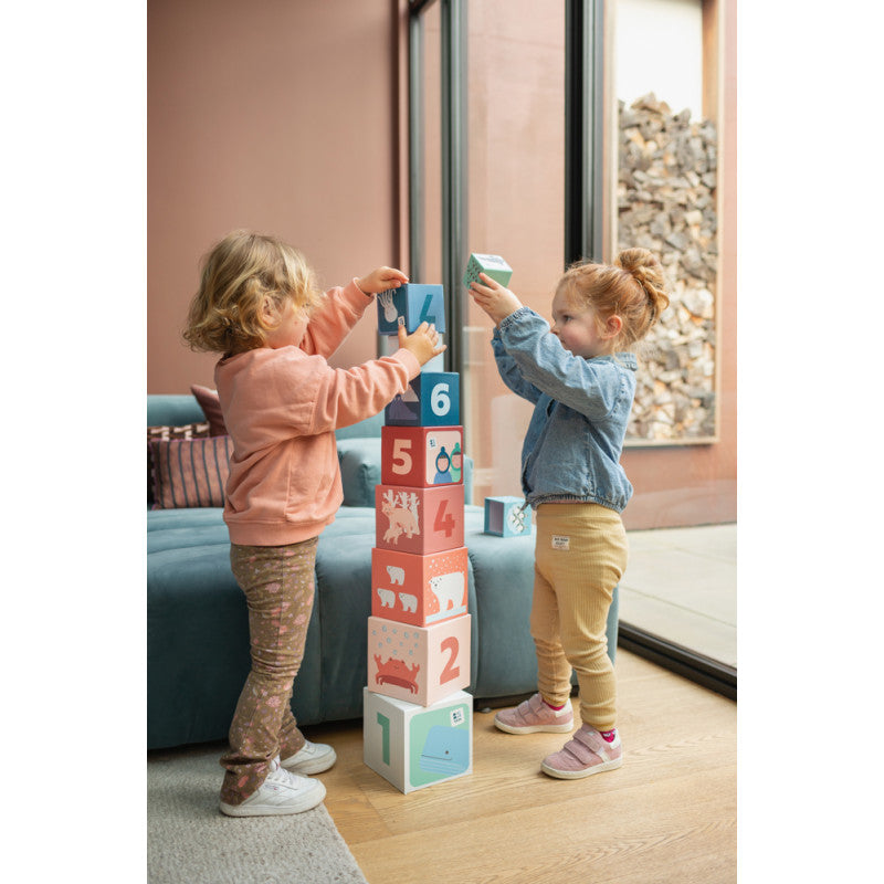 Turn din cuburi de stivuit, BS Toys - Imagine 1 [ps:3925fff0-1fa5-4096-acd5-4e909f43360a]