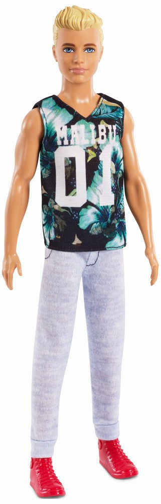 PAPUSA BAIAT FASHIONISTAS CU CAMASA SI PAPION Mattel - Cu maieul Malibu (1) [ps:af4ec7b3-5989-4cc5-9105-8cd508c807f0]