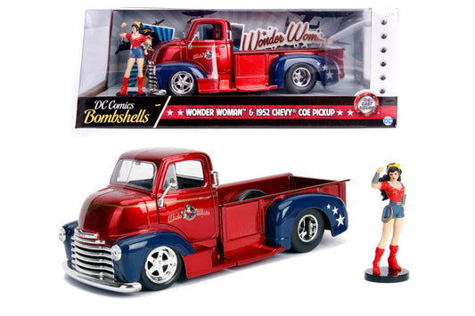DC COMICS BOMBSHELLS 1952 CHEVY COE WONDER WOMAN SCARA 1 - Imagine 1 [ps:f13957df-c92e-41d1-b91d-8d79c84a5701]
