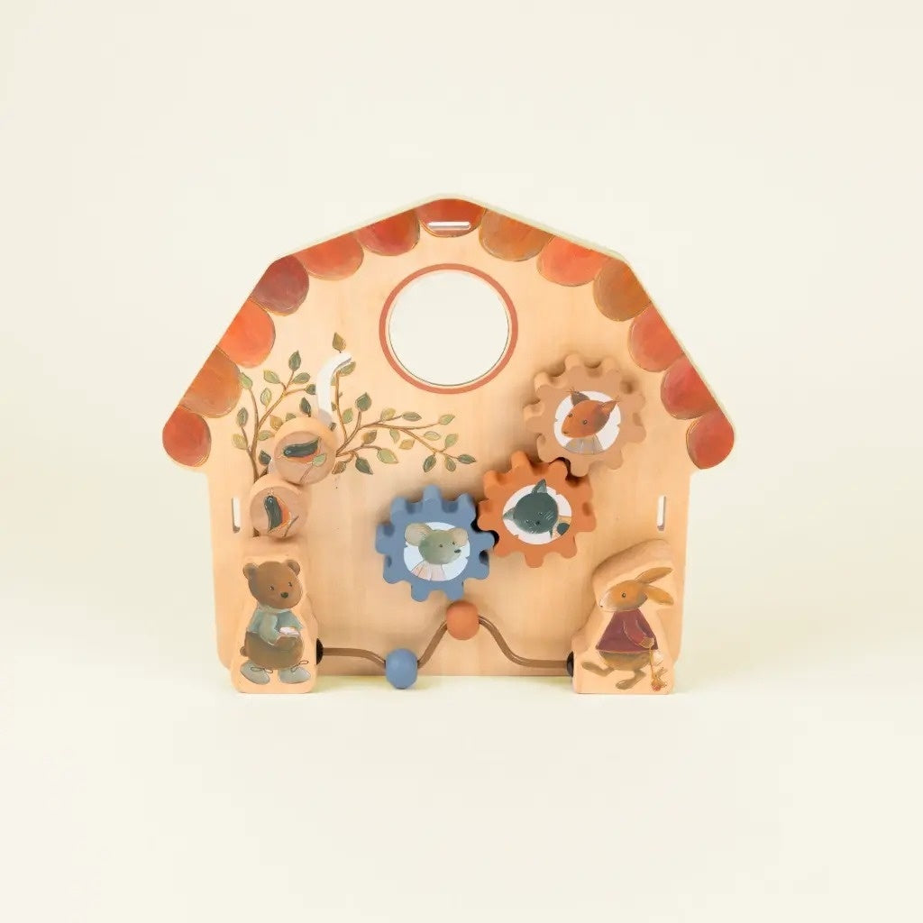 Casuta din lemn cu activitati, Egmont Toys - Imagine 1 [ps:7123529c-a968-4e7c-842c-669e4e3fbfdf]