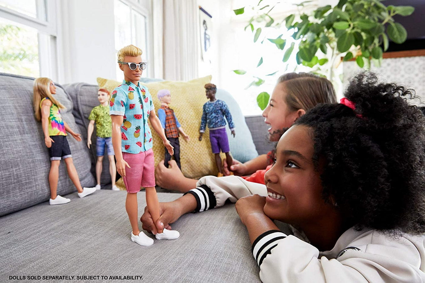 PAPUSA BAIAT FASHIONISTAS CU CAMASA SI PAPION Mattel - Tinuta lejera de vacanta (2) [ps:e82f684d-1ac2-44f2-9f18-6d6175bf3b61]