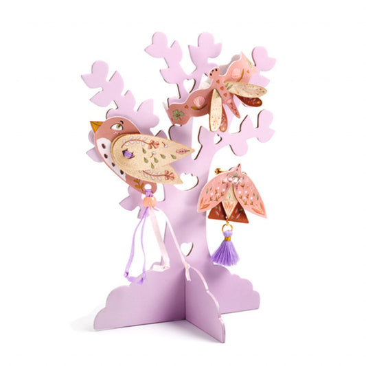Joc creativ DIY Bijuterii Miss Rosefinch, Djeco - Imagine 2 [ps:e5334b4e-1c19-4b97-9b84-f9744f230810]