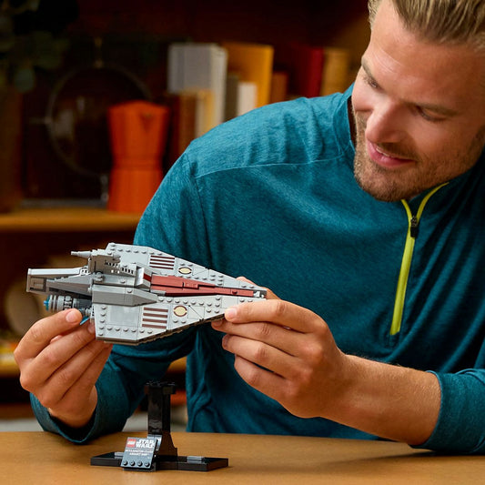 LEGO STAR WARS TM NAVA DE ASALT DIN CLASA ACCLAMATOR 75404 - Imagine 3 [ps:c855dbe5-f50a-4a7a-8009-01df1bd37c95]
