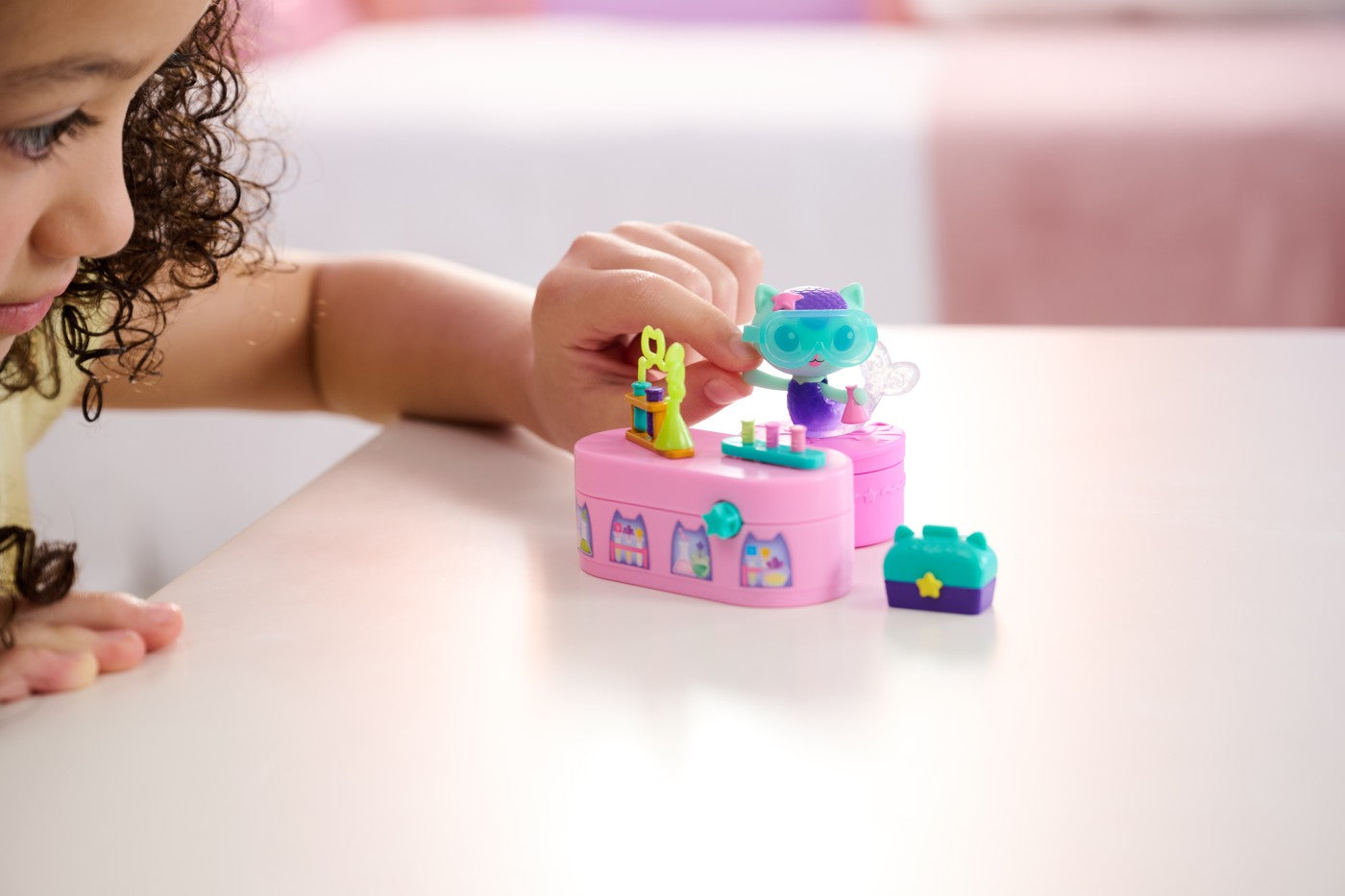 GABBYS DOLLHOUSE BOBBLE KITTY MERCAT SI CAMERA - Imagine 8 [ps:e523406d-d4f2-4a02-b1a1-73836a4bf79b]