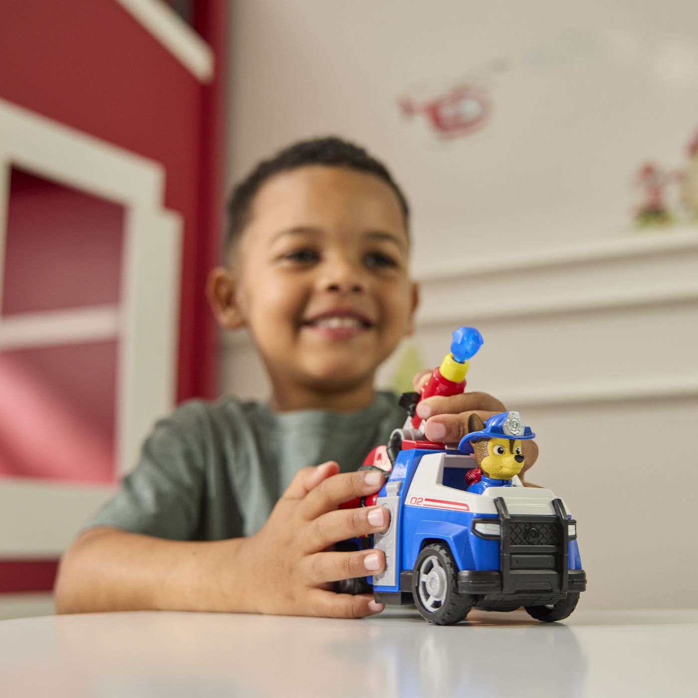 PATRULA CATELUSILOR VEHICUL DE SALVARE MASINA DE POMPIERI SI FIGURINA CHASE [ps:c1073be6-9c44-480e-836f-9c4ab1d5b013]