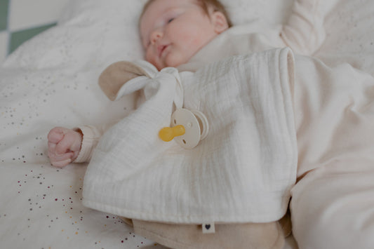 Paturica cu urechiuse Kangaroo Ivory BIBS - Confort Bebe - Ivory (2) [ps:53cce46c-3c43-4ad3-9ef3-39c3c8787a7a]