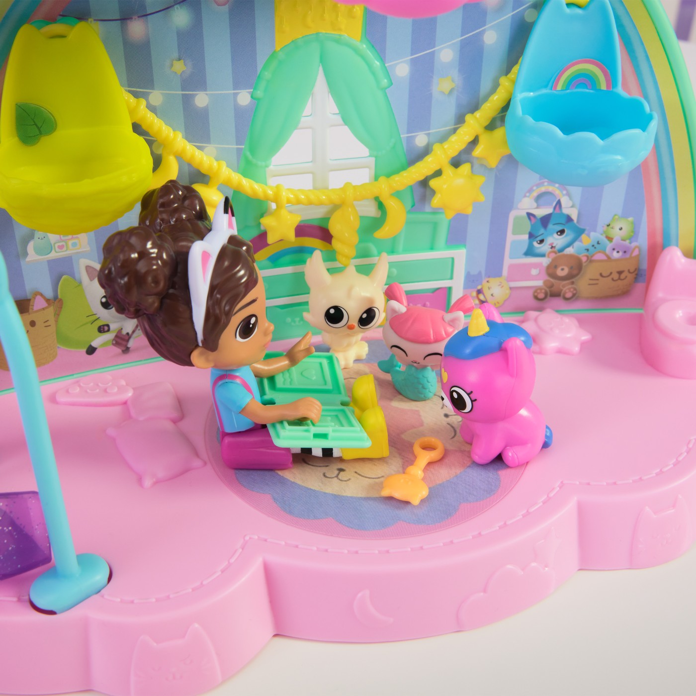 GABBYS DOLLHOUSE SET CAMERA DE JOACA KITTY CARE EAR - Imagine 2