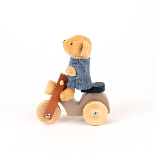 Ursuletul Alexis pe scuter, Egmont Toys - Imagine 3 [ps:74092485-3768-4290-b00d-dd64b9f8c0e2]