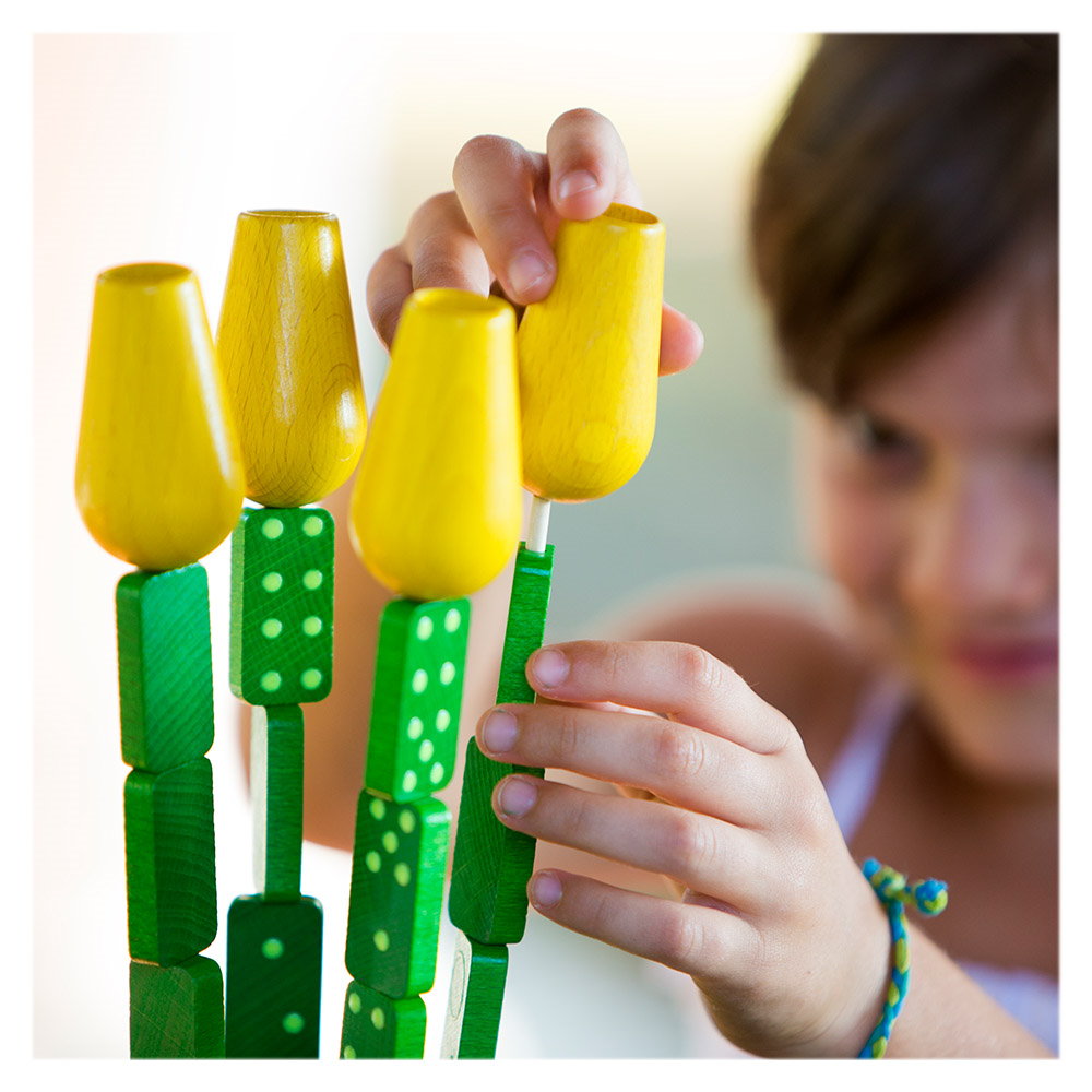 Domino Tulips Milaniwood - Piese Stivuibile din Lemn - Default Title (2) [ps:58bed59f-c58b-494b-a116-b7cf2700b56b]