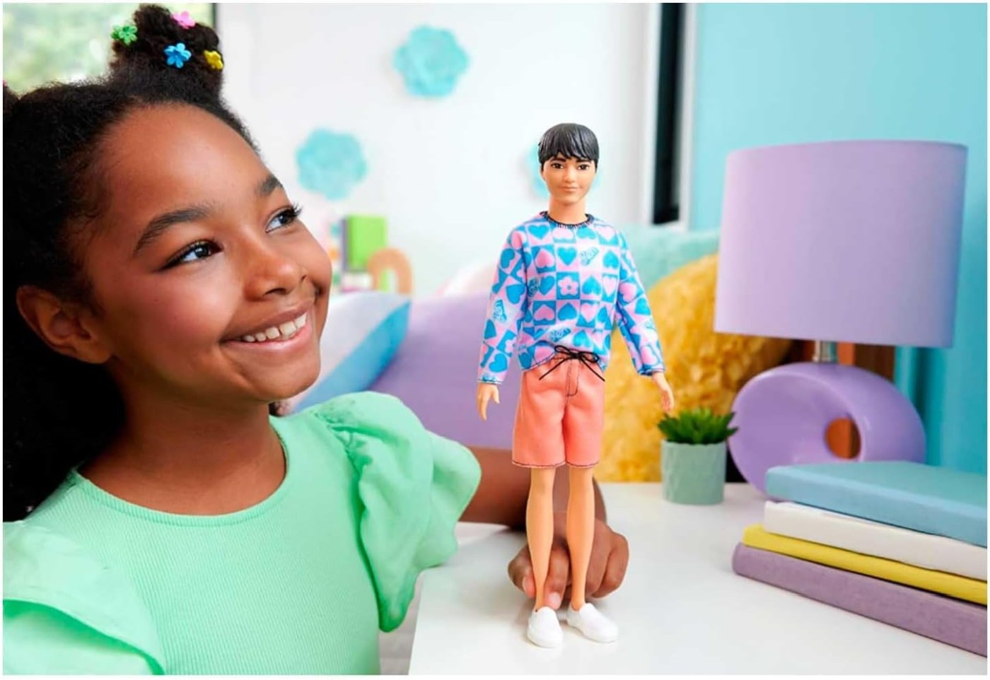 BARBIE PAPUSA BAIAT FASHIONISTAS BLOND CU BLUZA CU - Inimioare (2) [ps:4bbad517-c446-4929-84fa-20016735ee56]