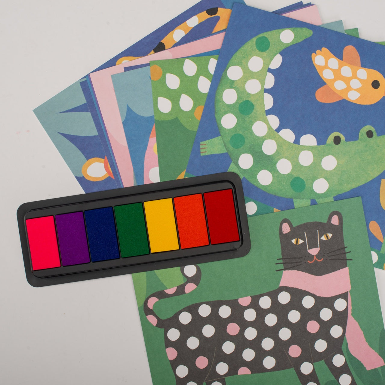 Joc creativ Stampile cu degetele, Moulin Roty - Imagine 4 [ps:8e83cc86-ee81-4ce7-8700-76206b0df7c2]