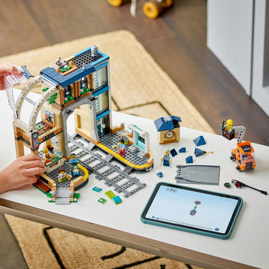 LEGO CITY GARA CENTRALA 60469 - Imagine 5 [ps:eb487536-ad19-42ed-8002-9ba1562ccc54]