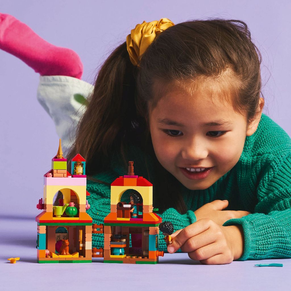 LEGO DISNEY MINICASA DIN ENCANTO 43261 - Default Title (2) [ps:fb135c53-65f7-4ad9-9faa-3decb96f35e0]