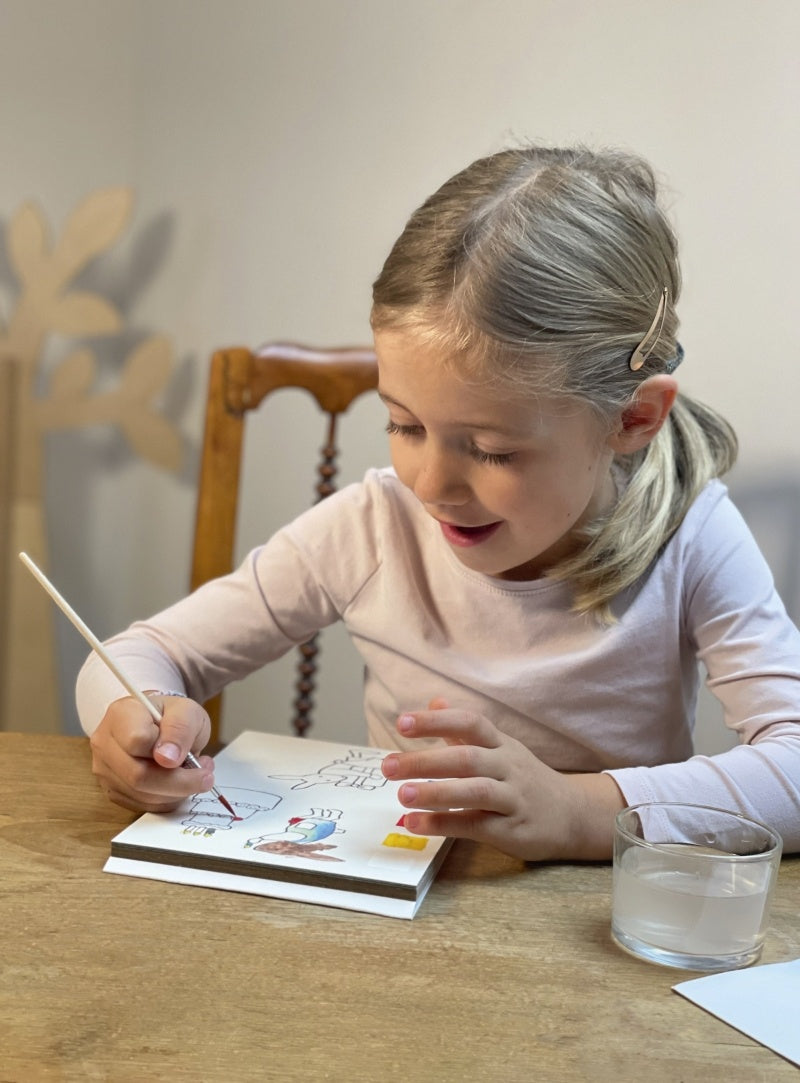 Joc creativ Magneti de colorat cu acuarela, Egmont Toys - Imagine 2 [ps:f4e6483e-bddf-42f3-a673-430aaea78fff]