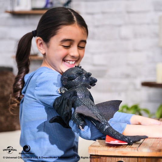 CUM SA ITI DRESEZI DRAGONUL HUG SI GLIDE FIGURINA DRAGON - Imagine 7 [ps:2681b6ae-479c-41da-a442-a51d2a2e33b0]