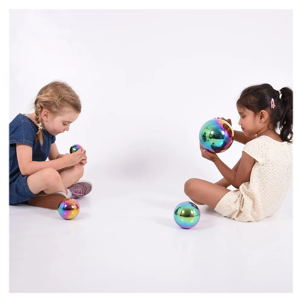 Bile Senzoriale Reflectorizante TickiT, 4 buc. | infant.ro - Default Title (2) [ps:11d66be8-24cc-4250-8b90-a74bc4357aa9]