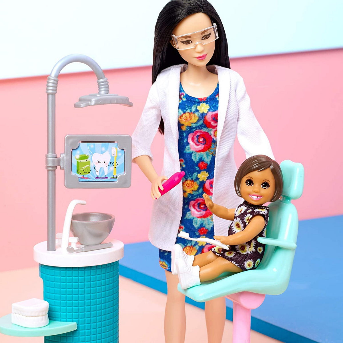 BARBIE CARIERE SET MOBILIER CU PAPUSA APICULTOR Mattel - Doctor Stomatolog (2) [ps:e7bbe9b1-5e5f-48c6-831e-72d5bb7b896e]