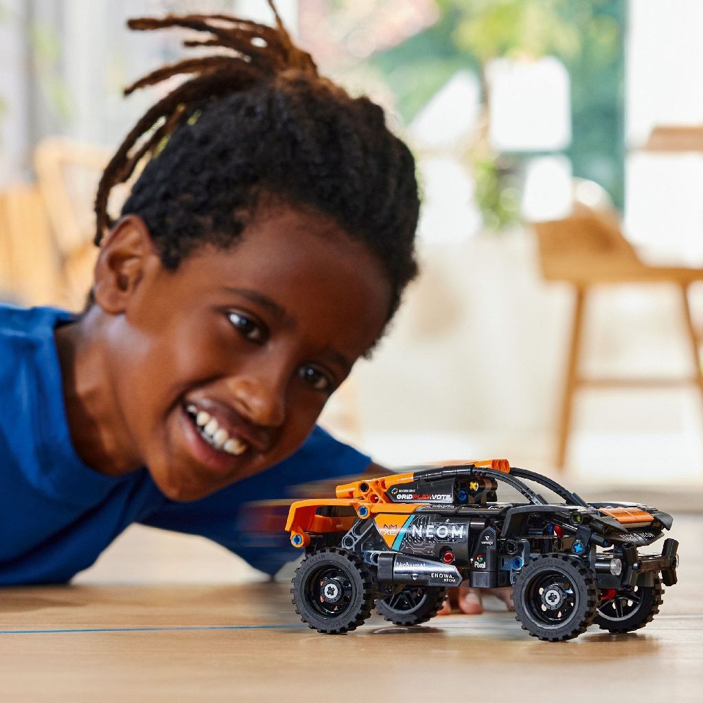 LEGO TECHNIC  CATAMARAN 42105 - LEGO - Extreme (2) [ps:0f9829c7-dffc-476c-96d4-127db6abdec5]