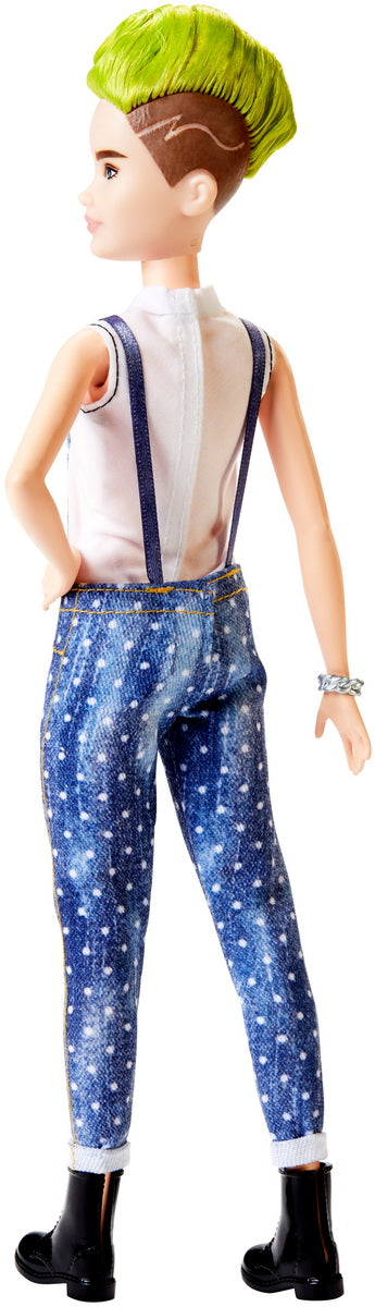 PAPUSA BARBIE FASHIONISTA CU SALOPETA SI O COAFURA VERDE [ps:b6438c3e-6bfa-4ad5-984d-f4e376cd31a2]