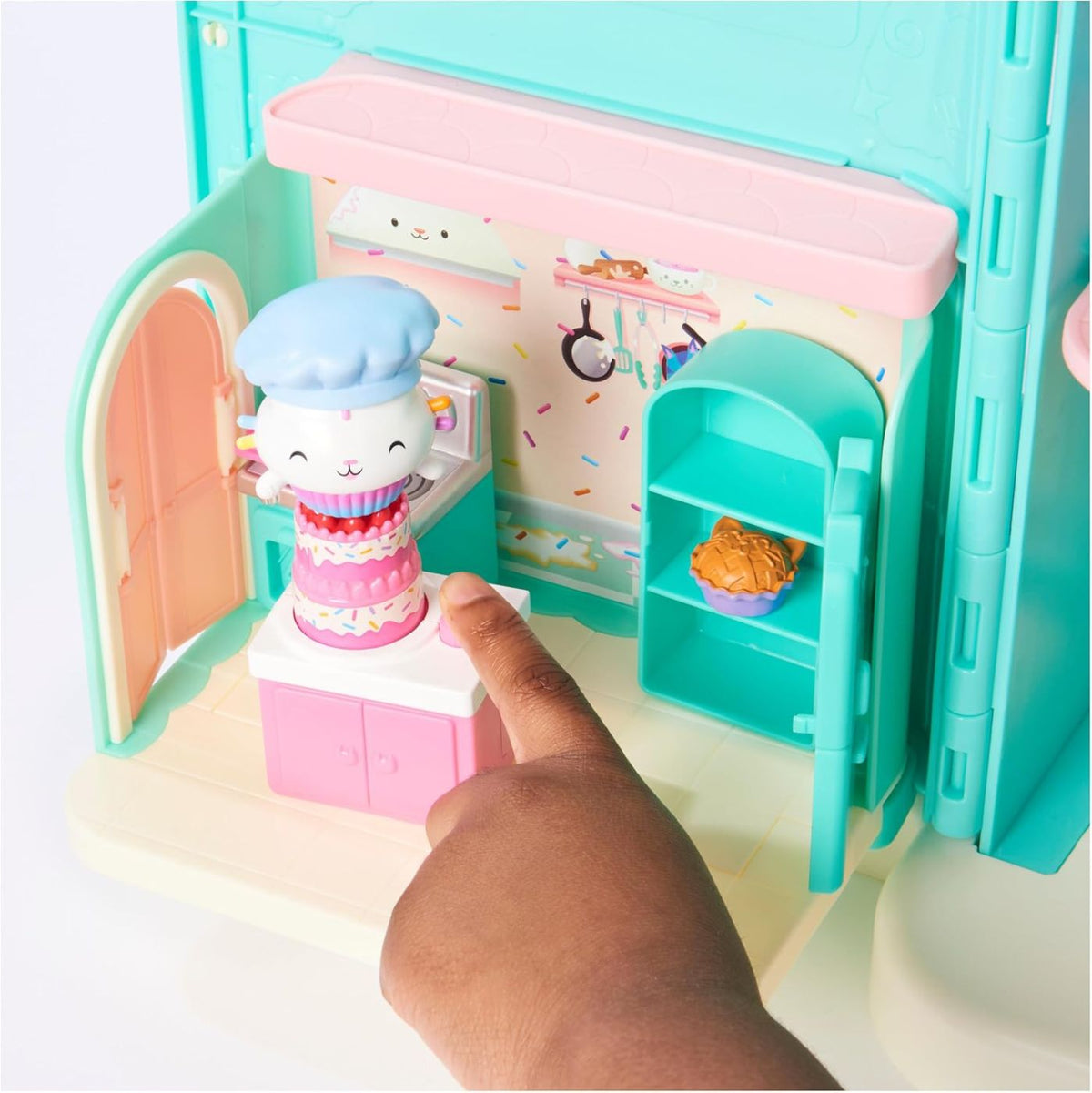 Bucătăria lui Cakey Gabby's Dollhouse Deluxe - Spin Master - Default Title (2) [ps:9e8da24f-0b2d-43fb-82c3-6c6db73f4d08]
