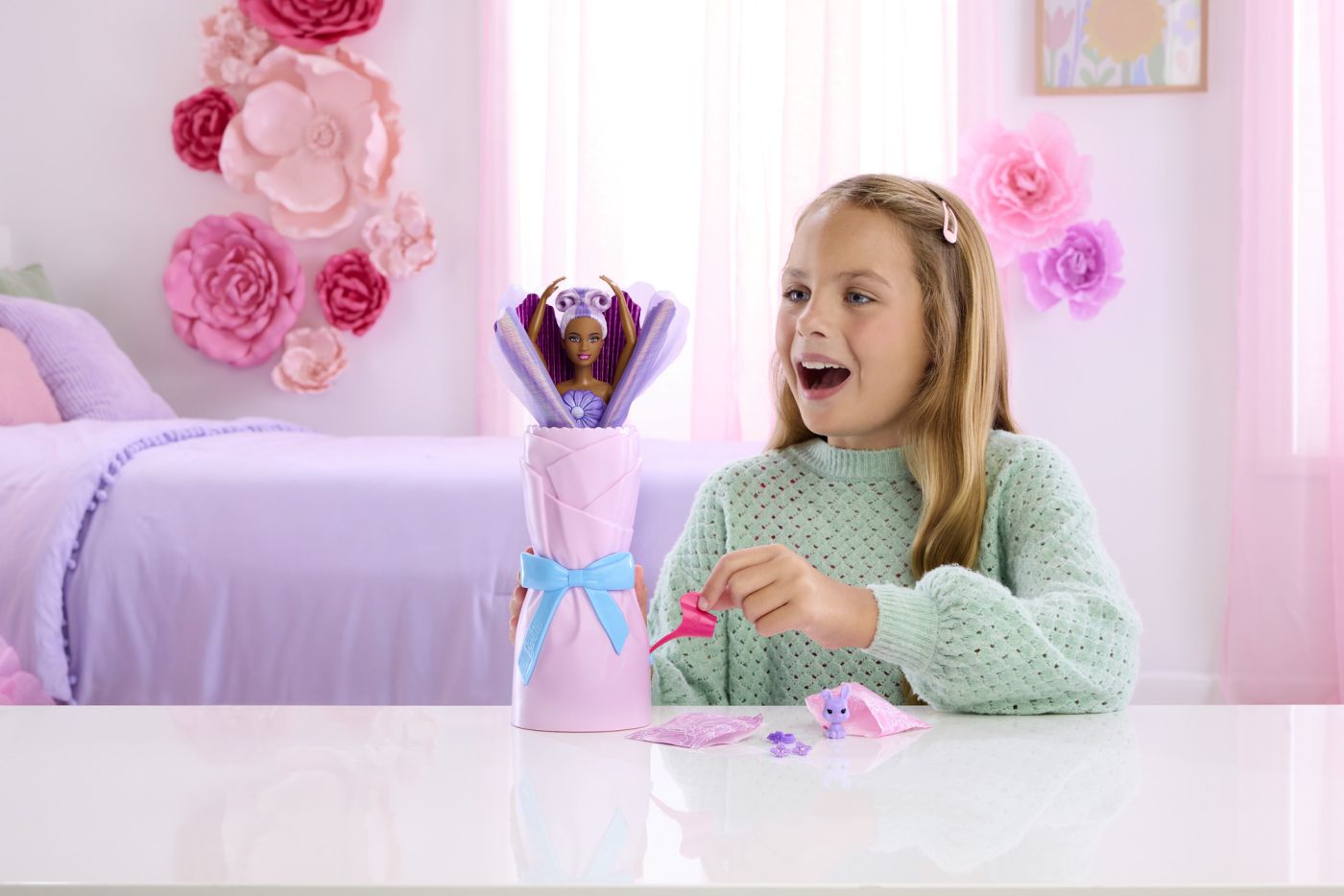 BARBIE PETAL POP SET PAPUSA BARBIE LALEA ROZ SI - Mov (2) [ps:4f78ff68-52c9-4cf5-abfe-25eeccb4b495]