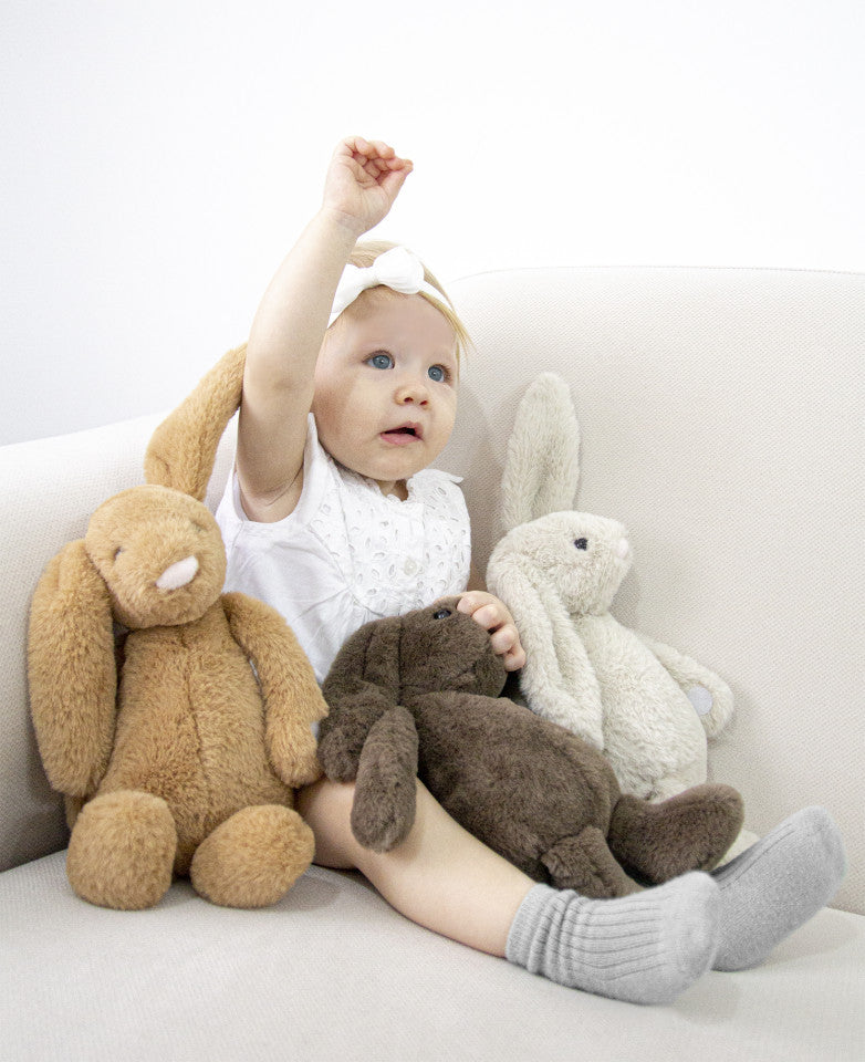 Jucarie din plus pentru copii BabyJem The Bestie Bunny (Culoare: Maro deschis) [ps:e9ab9891-7bd0-4925-a011-10c5e56fa73d]