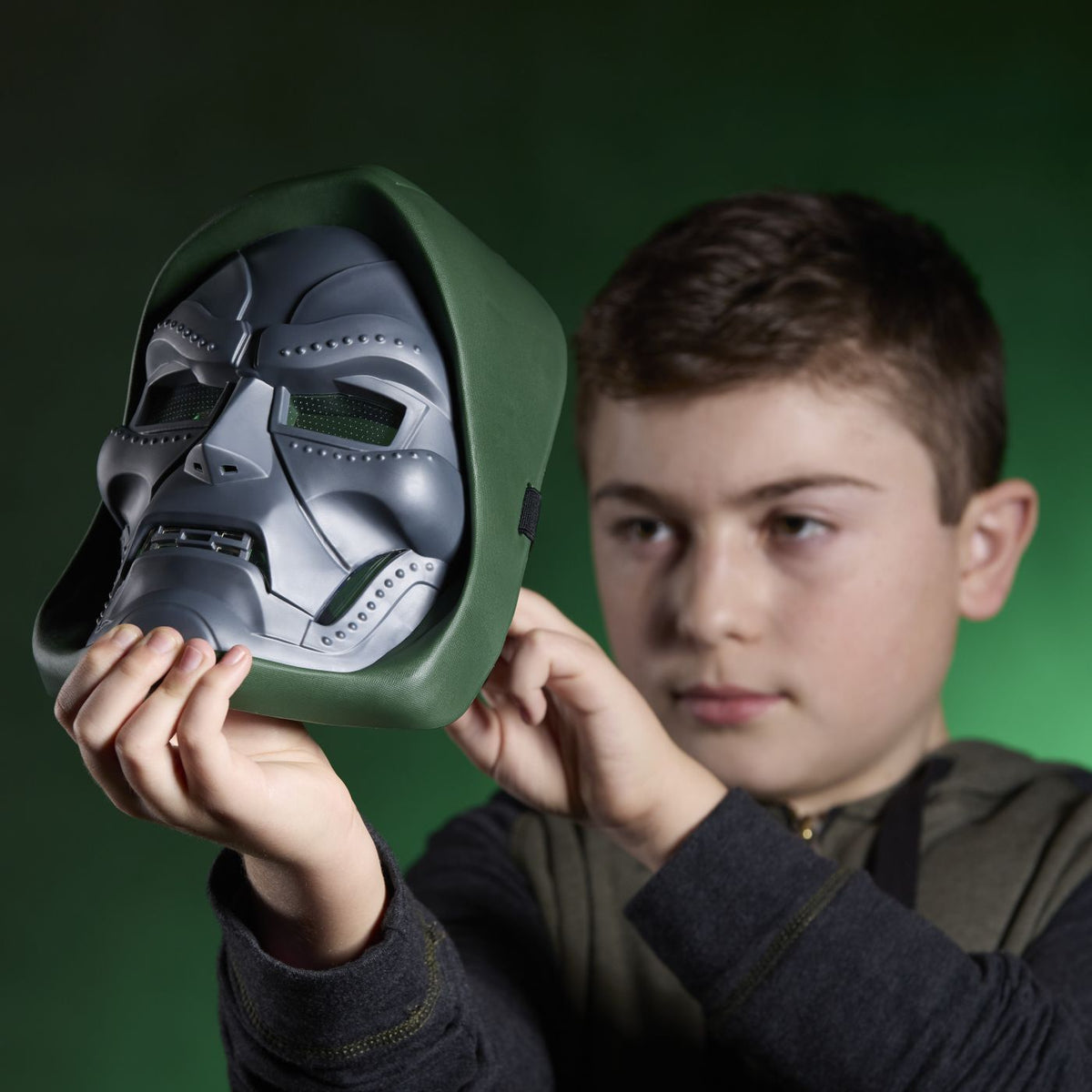 Masca Doctor Doom Power Surge FX Marvel Avengers - Hasbro - Default Title (2) [ps:e26732fb-7ab5-4ea8-88a3-d35d94e2247f]