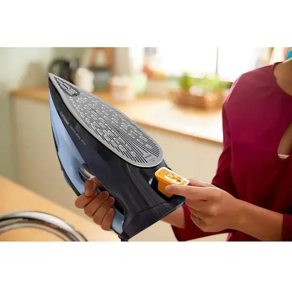 DST7041/20 Fier de calcat cu abur Philips Home - DST7041/20 (2) [ps:c05ea3d1-5a20-4444-8afe-74345a0b5803]