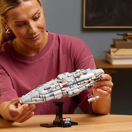 LEGO STAR WARS TM NAVA DE CROAZIERA STELARA ONE HOME 75405 - Imagine 3 [ps:26af19ac-68aa-4770-b8d3-786c57ec60c0]