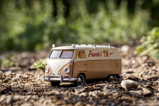 JADA TRANSFORMERS T7 MASINUTA METALICA VOLKSWAGEN - Imagine 3 [ps:a959c6cd-4b80-4177-a1c1-fad17f679dfe]