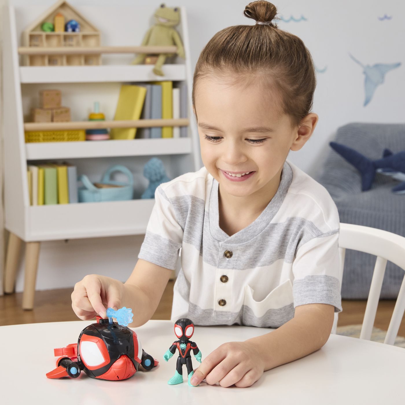 SPIDEY SI PRIETENII LUI UIMITORI MARVEL SET FIGURINA - Imagine 6 [ps:03e491b8-dd7c-40a0-9e5a-ee94e54b8cbe]