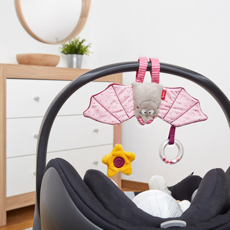 Jucarie suspendabila Liliac roz, Sigikid [ps:10cca48a-445b-46aa-bc23-14bcf8c8df82]