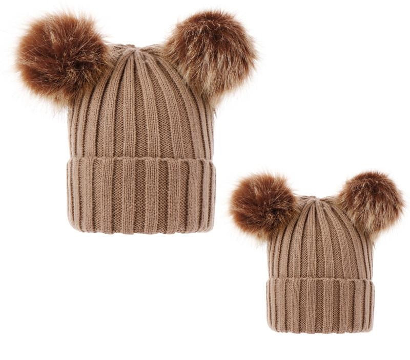 Set caciuli mama copil cu doua pampoane Drool (Culoare: - Maro