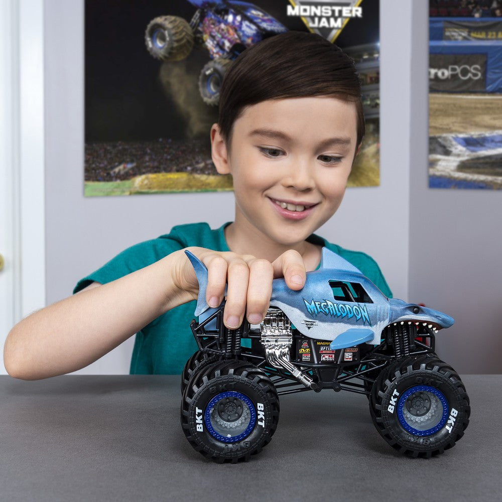 MONSTER JAM MACHETE METALICE SCARA 1 LA 24 BLESTEMUL - Megalodon (3) [ps:6ca87387-60bb-4786-8181-323db3b3247f]