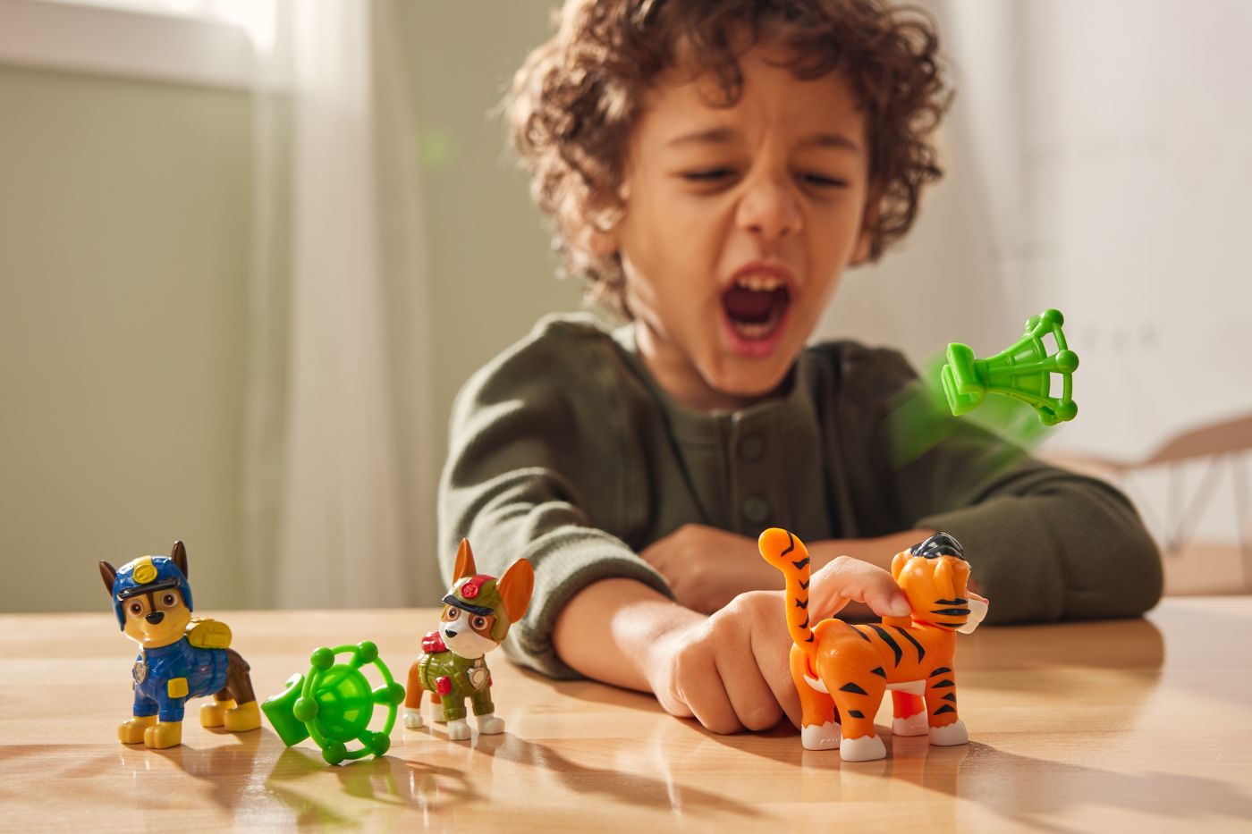 PATRULA CATELUSILOR JUNGLE PUPS SET 3 FIGURINE CHASE - Imagine 5 [ps:9c95b028-f0ae-4008-8707-6da3a44a68ea]