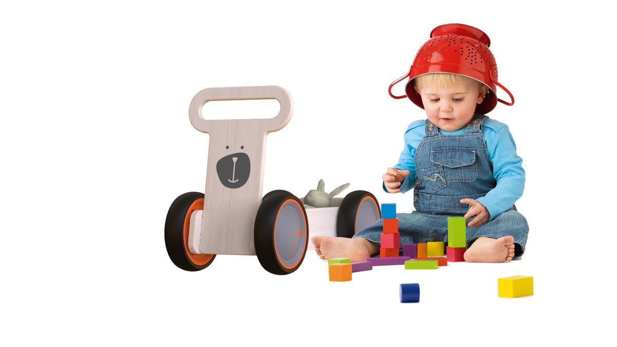 Masinuta ride-on, premergator si carucior de jucarii - Imagine 3