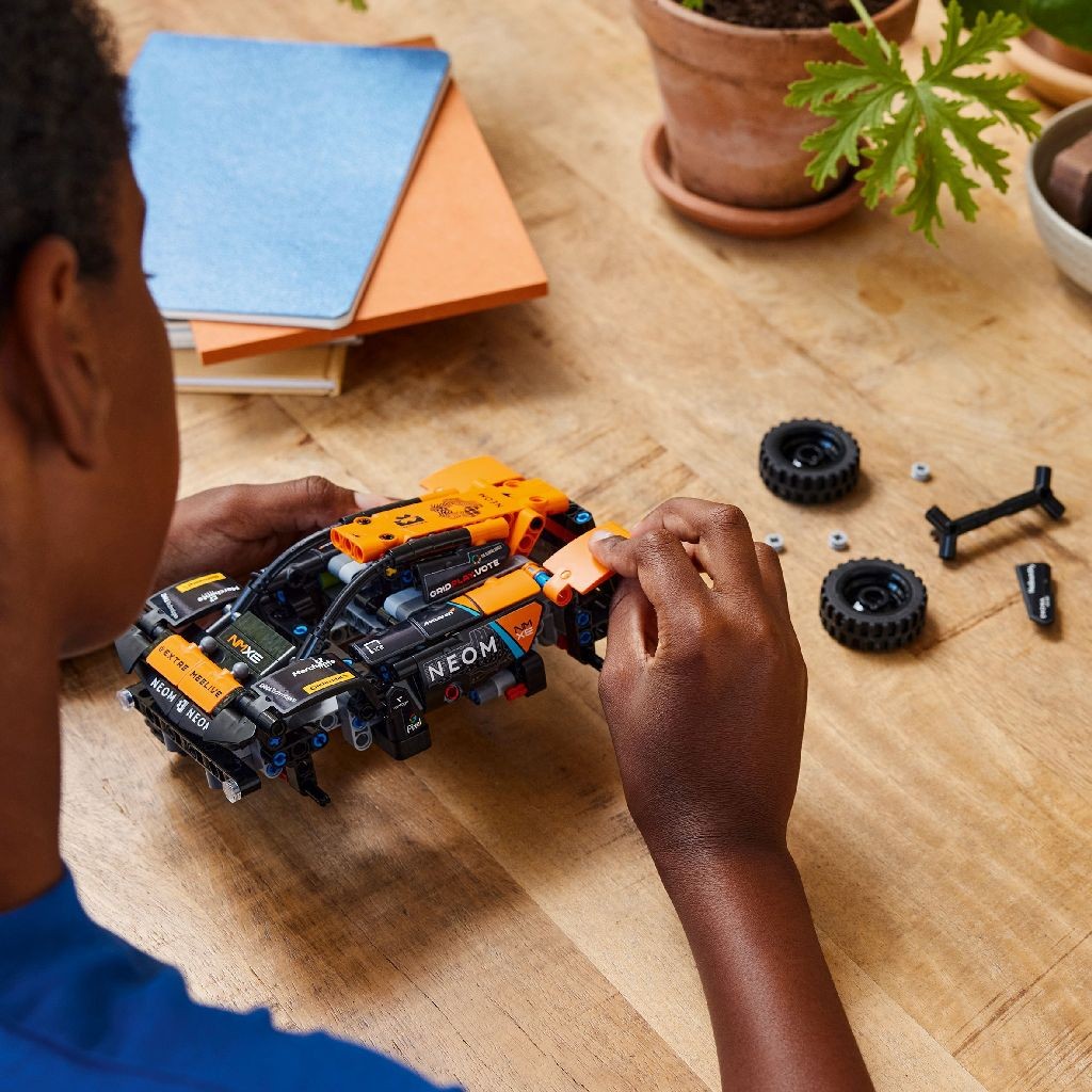 LEGO TECHNIC  CATAMARAN 42105 - LEGO - Extreme (3) [ps:1c68d422-7298-404a-9a85-3a96ff5c9395]