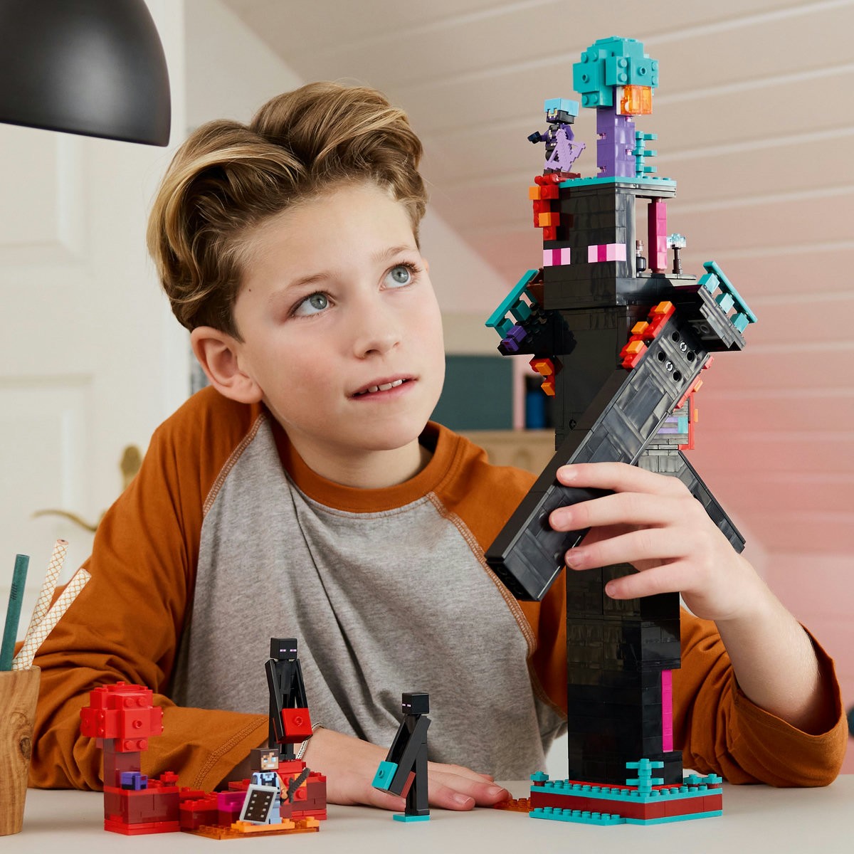 LEGO MINECRAFT TURNUL ENDERMAN 21279 - Imagine 4 [ps:9a4c983d-f818-4ea9-ae8e-460cc2a3d43e]