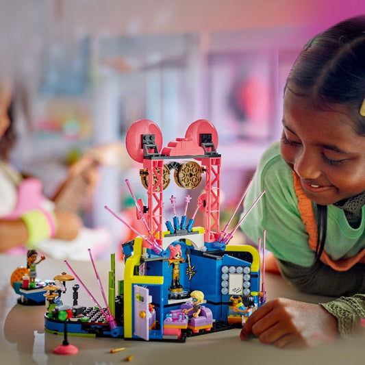 LEGO FRIENDS CONCURS MUZICAL IN ORASUL HEARTLAKE 42616 - Imagine 3 [ps:00c7109a-1163-4149-aa71-1eb7e26c7cac]