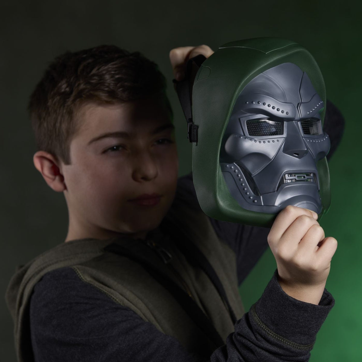 Masca Doctor Doom Power Surge FX Marvel Avengers - Hasbro - Default Title (3) [ps:d5d017fc-426a-4ea9-9a9b-8ee51a9e63a3]