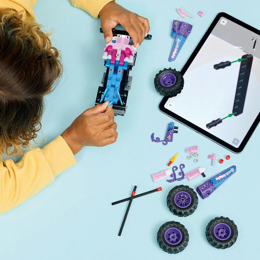 LEGO TECHNIC MONSTER JAM SPARKLE SMASH CU MOTOR CU ARC 42220 - Imagine 4 [ps:21026e64-997c-43a1-87f3-d377fcbcd7d8]