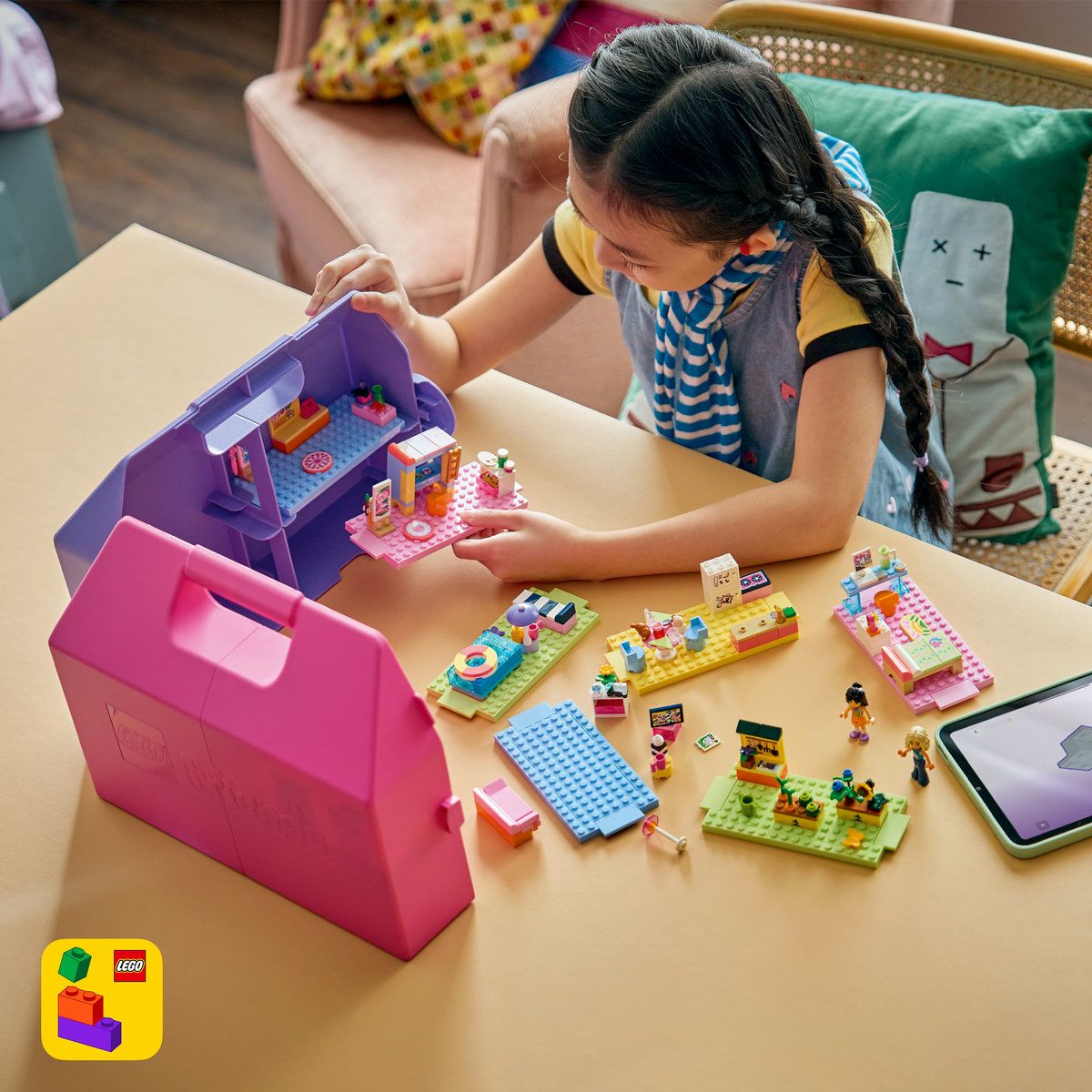 LEGO Friends Valiza Căsuță de Păpuși Creativă 42697 - Default Title (3) [ps:cbd596fa-432f-4e44-84e1-ff7e3dbbe3eb]