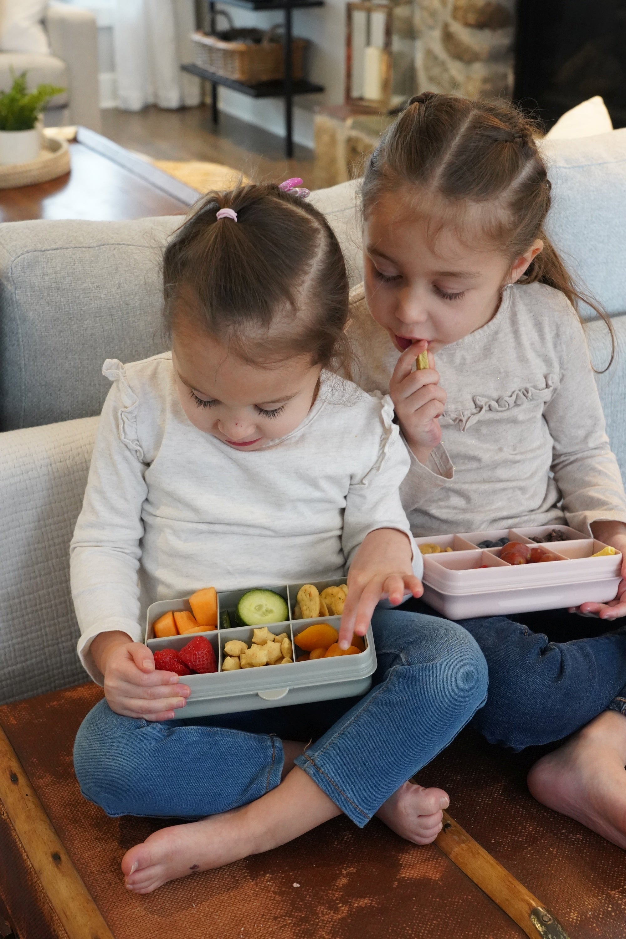 CUTIE SNACK 6 COMPARTIMENTE, MELII, PRINT PISICA [ps:cc64f531-df8c-44ac-bef4-af84971b0f20]