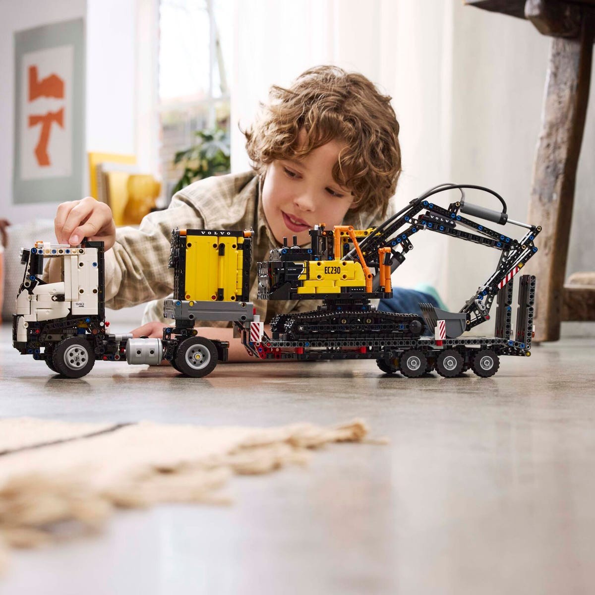 LEGO TECHNIC CAMIONUL FMX ȘI EXCAVATORUL ELECTRIC EC230 - Default Title (3) [ps:37259f7e-b802-4260-be96-cce04dc8c4f1]